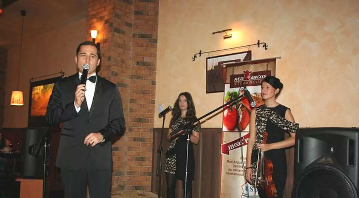 Foto | Dinu Maxer, duet cu Elena Merişoreanu 