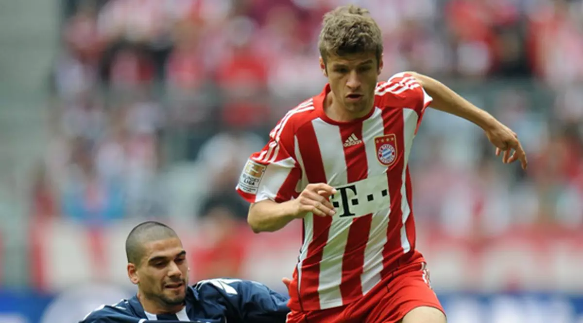 Un fotbalist admite că are probleme cu capul