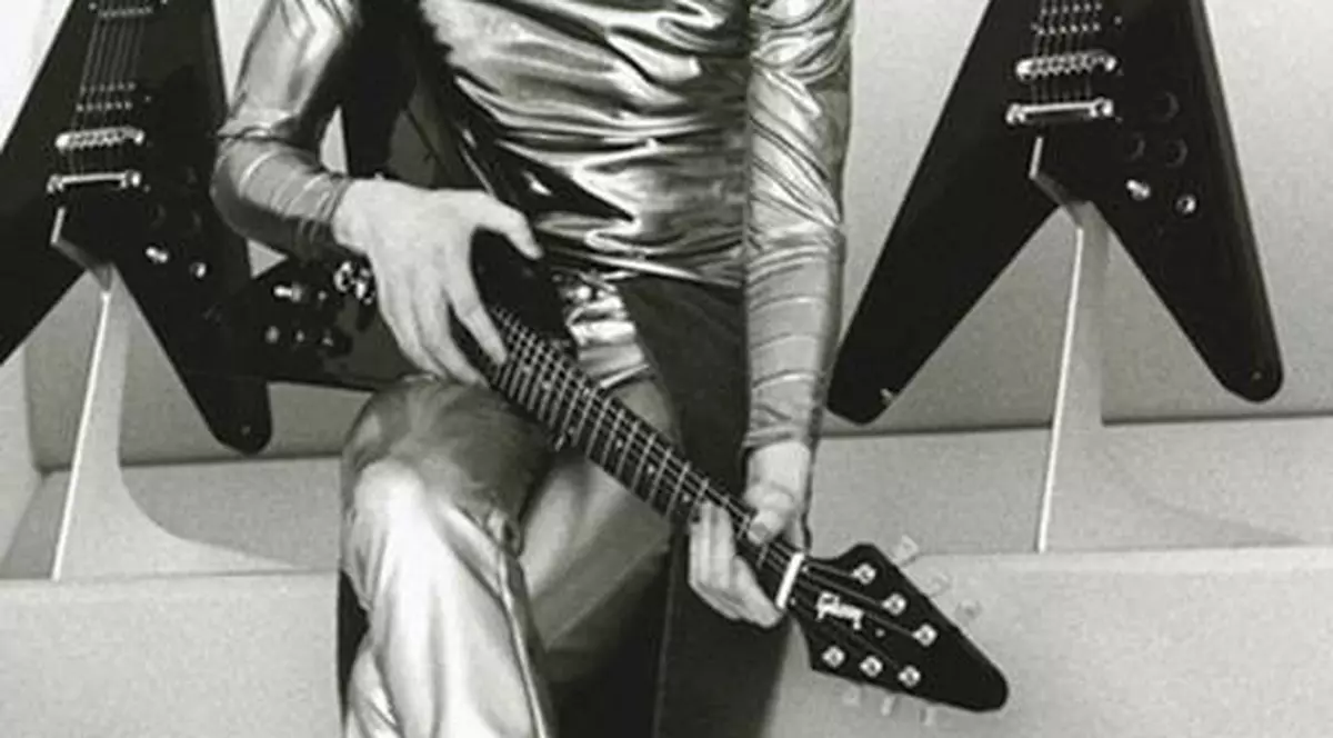 Continuă să câştige milioane, deşi au murit! Vezi despre cine este vorba!