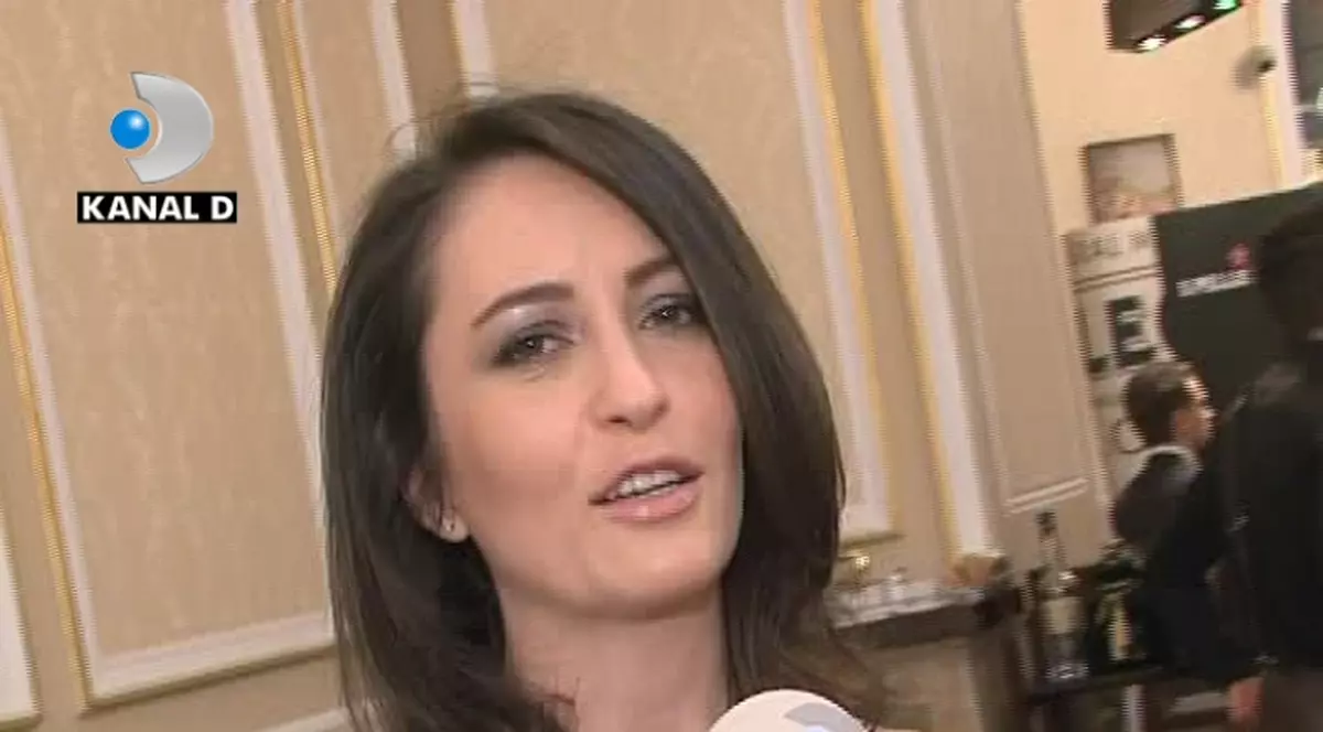 Amalia Năstase: “Nu mă pricep la gătit, dar ştiu să fac omletă, ceai şi lapte cald!”