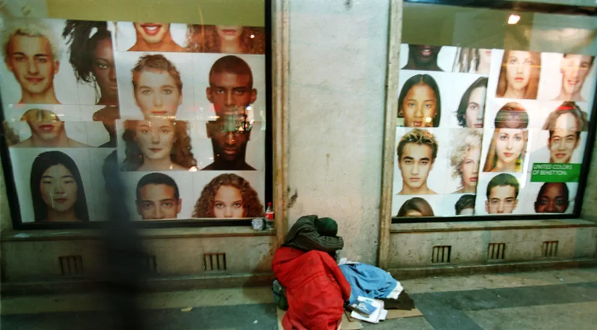 Documentar BBC: Copiii romi, cerşetori în Londra, fac câte 500 de lire pe zi