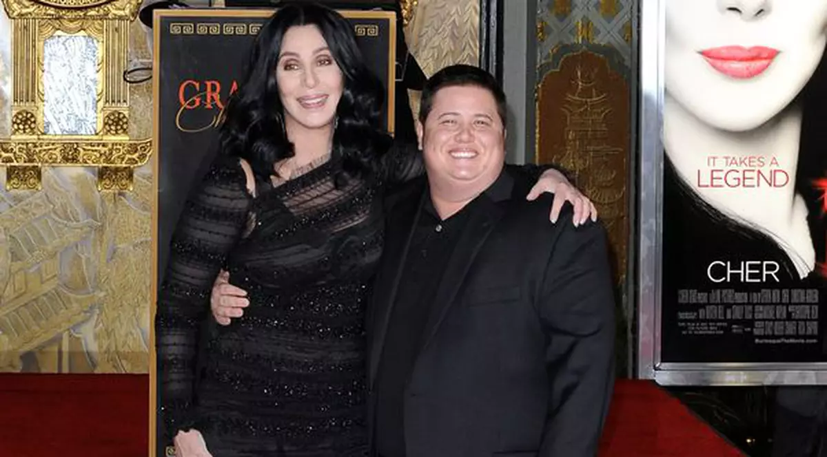 Fiul cântăreței Cher, la un pas de moarte?