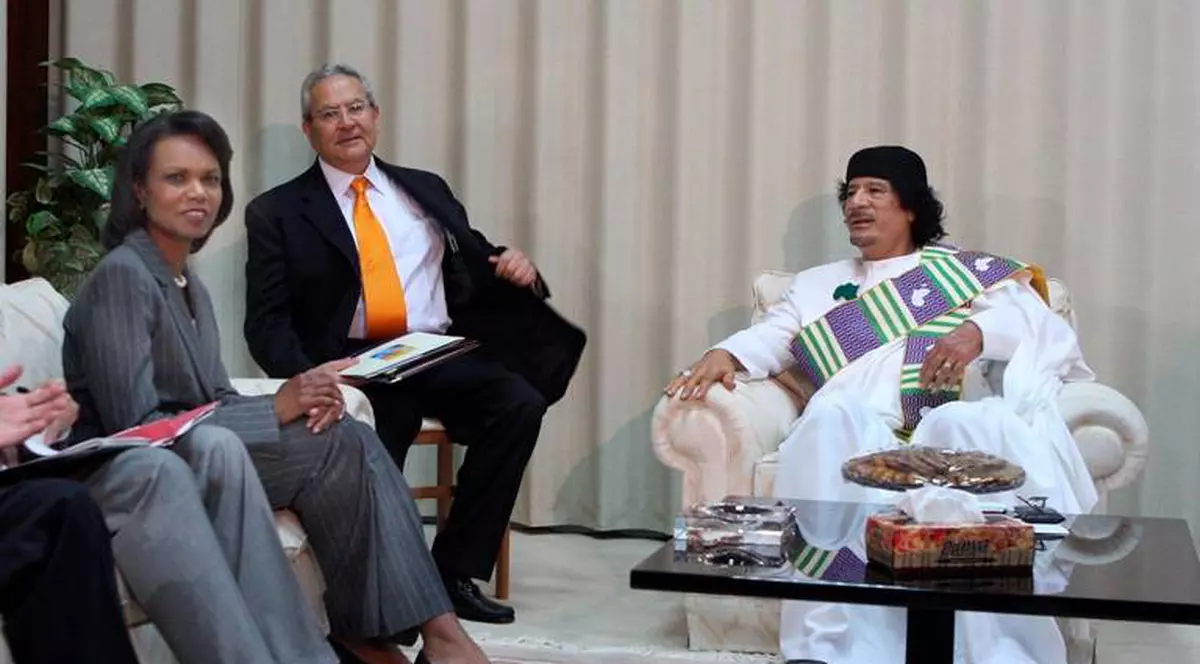 Muammar Gaddafi era îndrăgostit de Condoleezza Rice