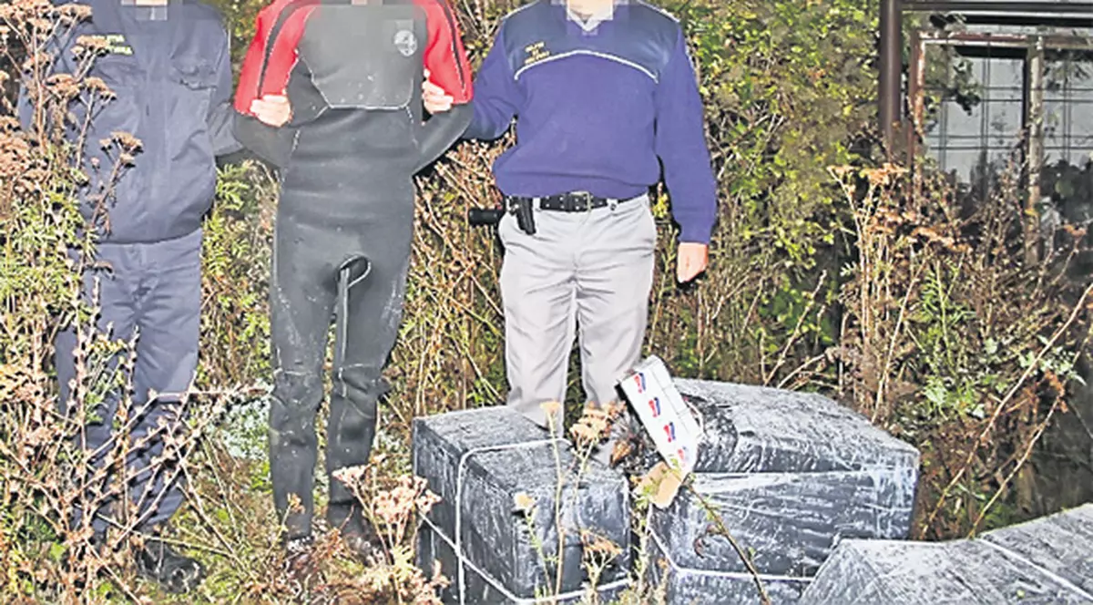 E incredibil câtă imaginaţie pot avea infractorii! Un contrabandist de ţigări s-a deghizat în scafandru