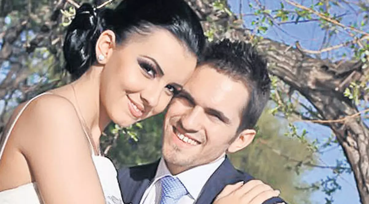 Corneluş, fiul lui Cornel Dinu: "Mi-a zis tata să mă fac contabil, decât să dau cu şutul în minge"