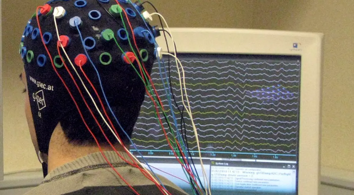 Studiu: De ce unii oameni sunt proști și alții inteligenți?