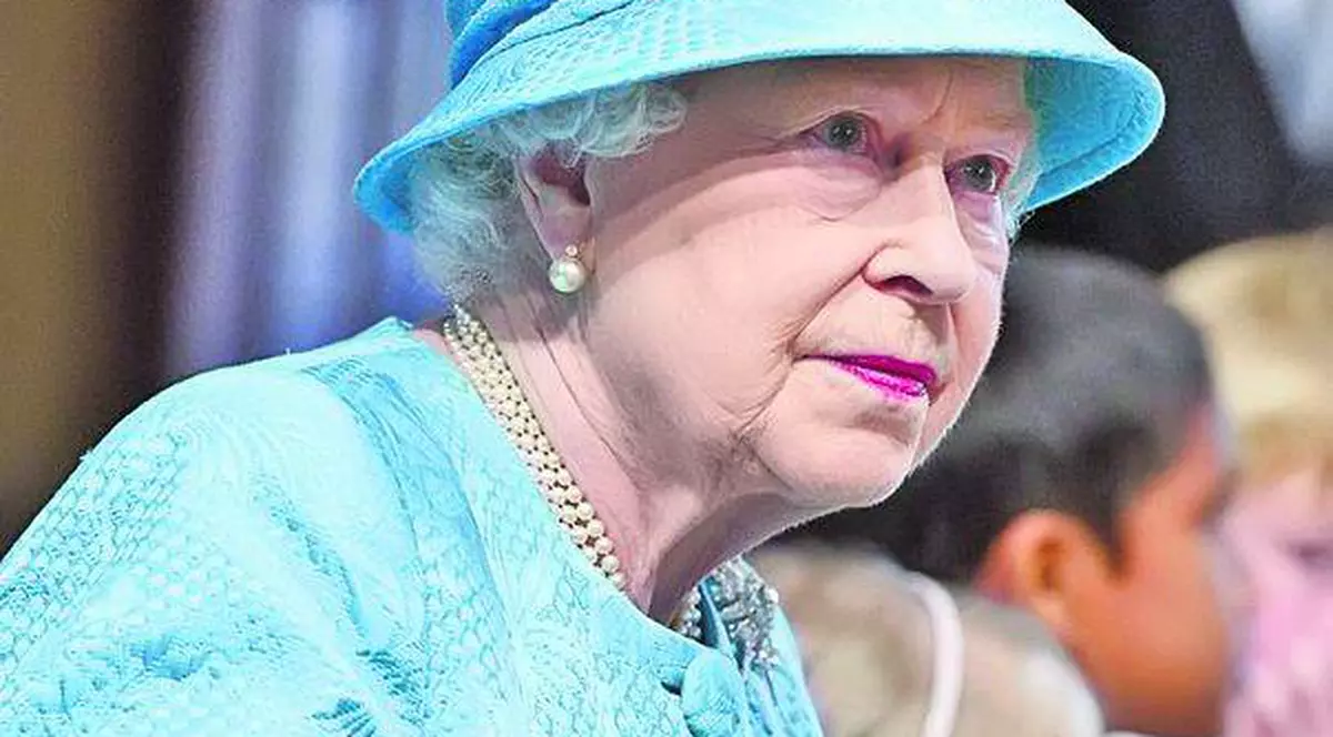 Angajaţii BBC învaţă cum să prezinte corect moartea Reginei Elisabeta a II-a