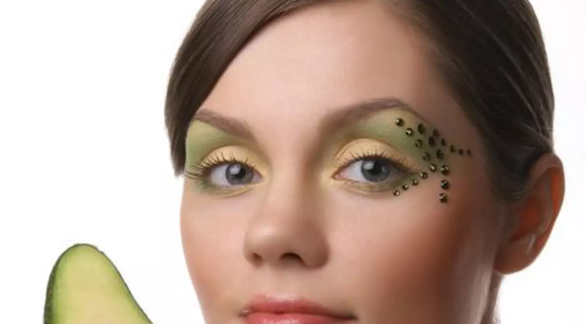 Tratamente care pregătesc tenul pentru sezonul rece