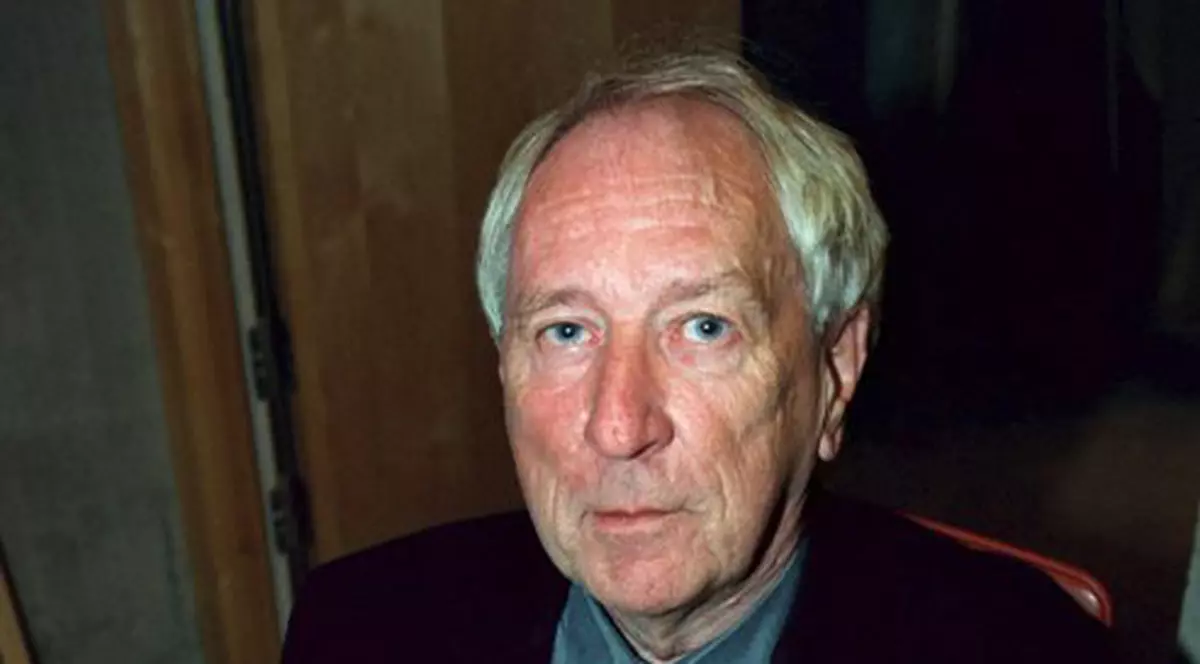 Cărtărescu a pierdut Premiul Nobel pentru literatură. Iată cine l-a câştigat!