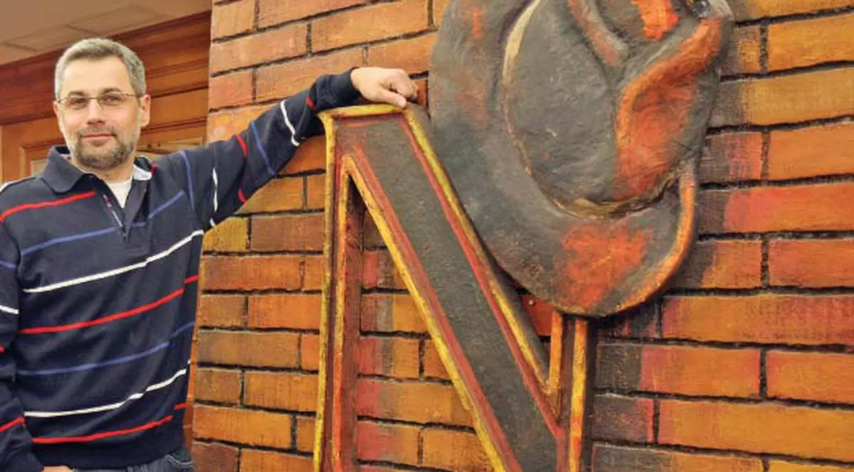 Radu Moraru a rămas fără emisiune! ”Emite” online de pe blogul personal!