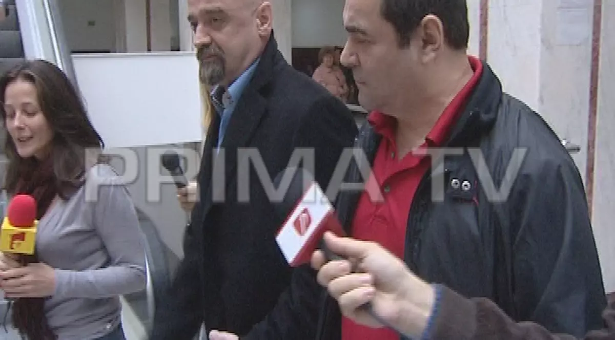 Popa şi Necolaiciuc, ”de mână” la Tribunal