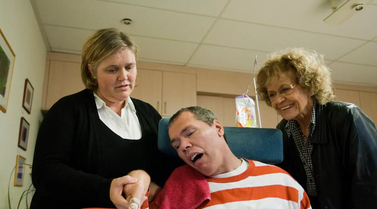 Era lucid, dar medicii au crezut că este în comă timp de 23 de ani! Află de ce!