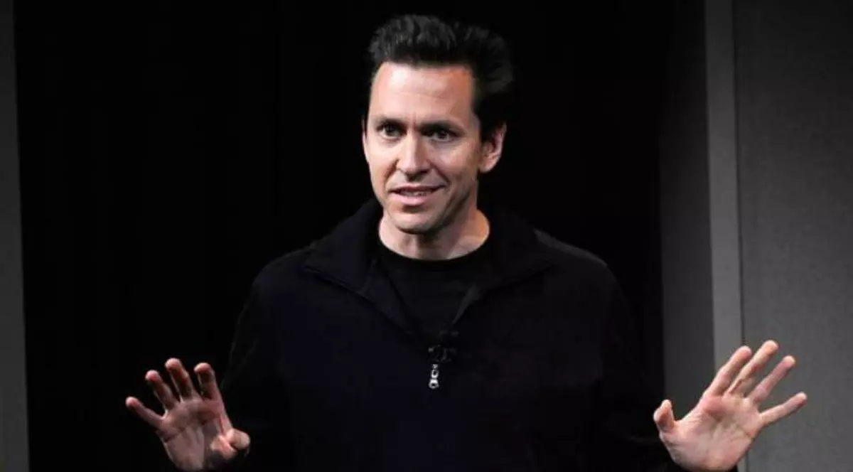 Cine este ucenicul lui Steve Jobs? Uite-l pe noul "vrăjitor" de la Apple