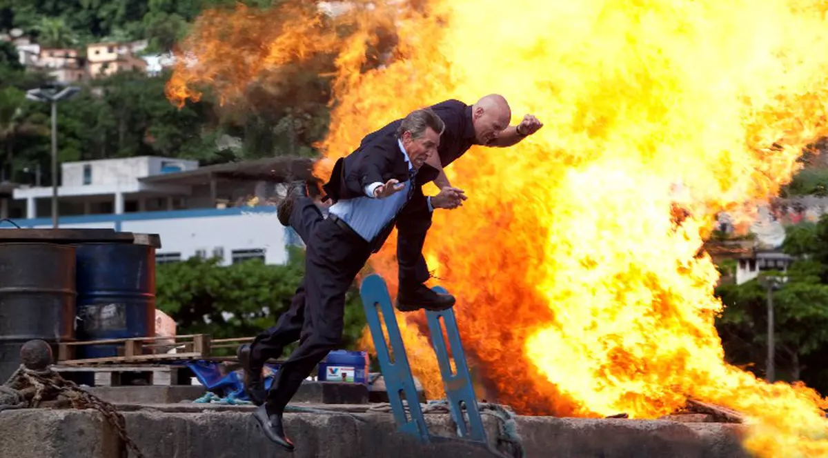 Un cascador a murit în timpul unui film regizat de Stallone