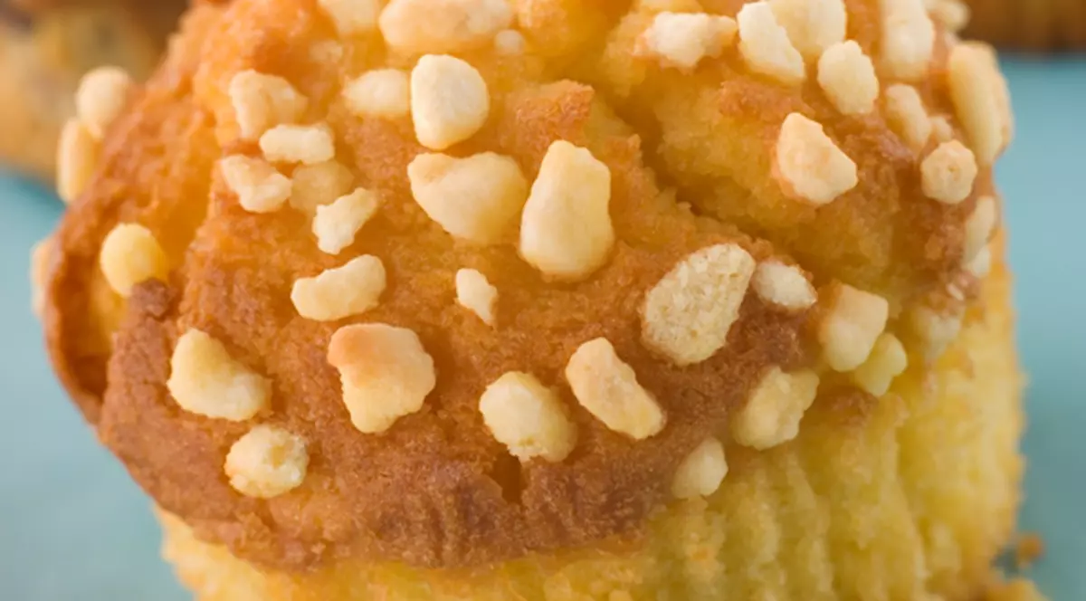 Aniversare cu ghinion: a înghiţit colierul primit şi a ajuns la spital