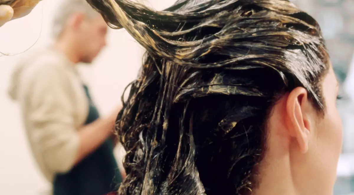 Vopsea de păr periculoasă, retrasă de OPC