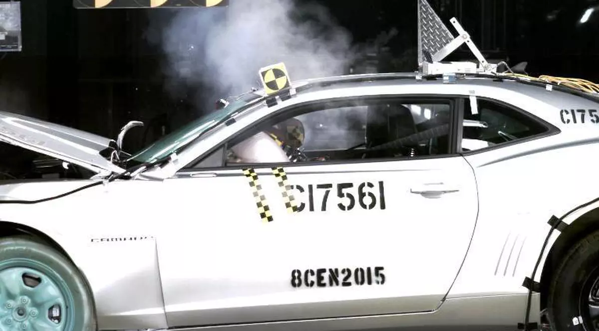 Camaro a primit punctaj maxim la testele de impact