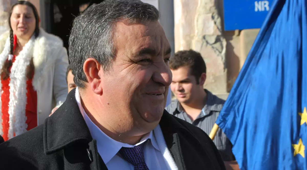Regele rromilor, Florin Cioabă, se pune împotriva tradiţiilor! Dezaprobă căsătoriile între minori