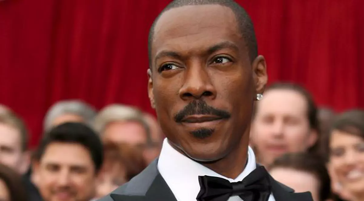 Eddie Murphy nu mai prezintă Premiile Oscar. Află de ce!