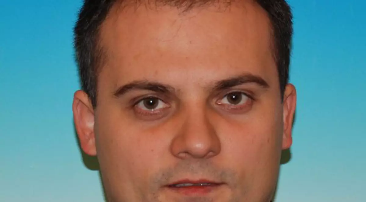 Pedeliştii au adus la Parlament peste 500.000 de semnături pentru susţinerea „Legii maidanezilor”