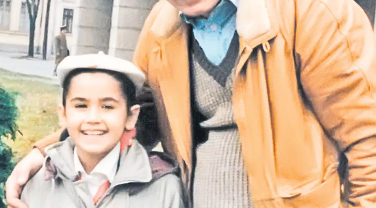 Exclusiv | Oana Zăvoranu povesteşte în ce condiţii şi-a pierdut tatăl biologic, Nelu Bănicioiu