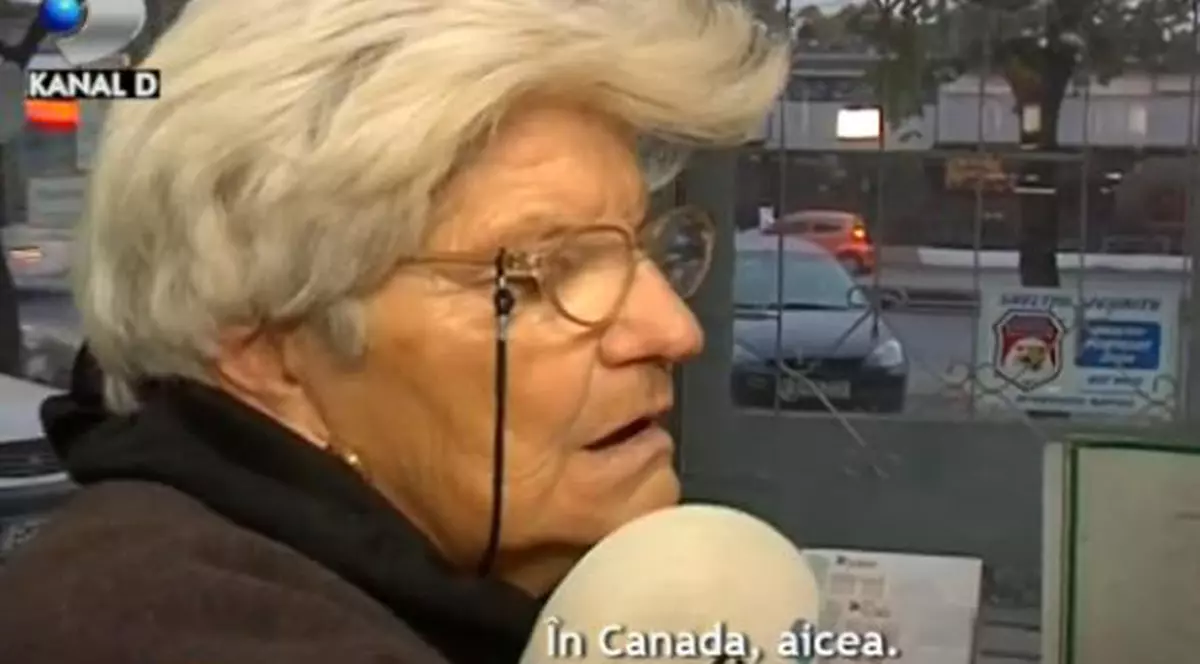 Uite-o pe bunica păcănelelor!