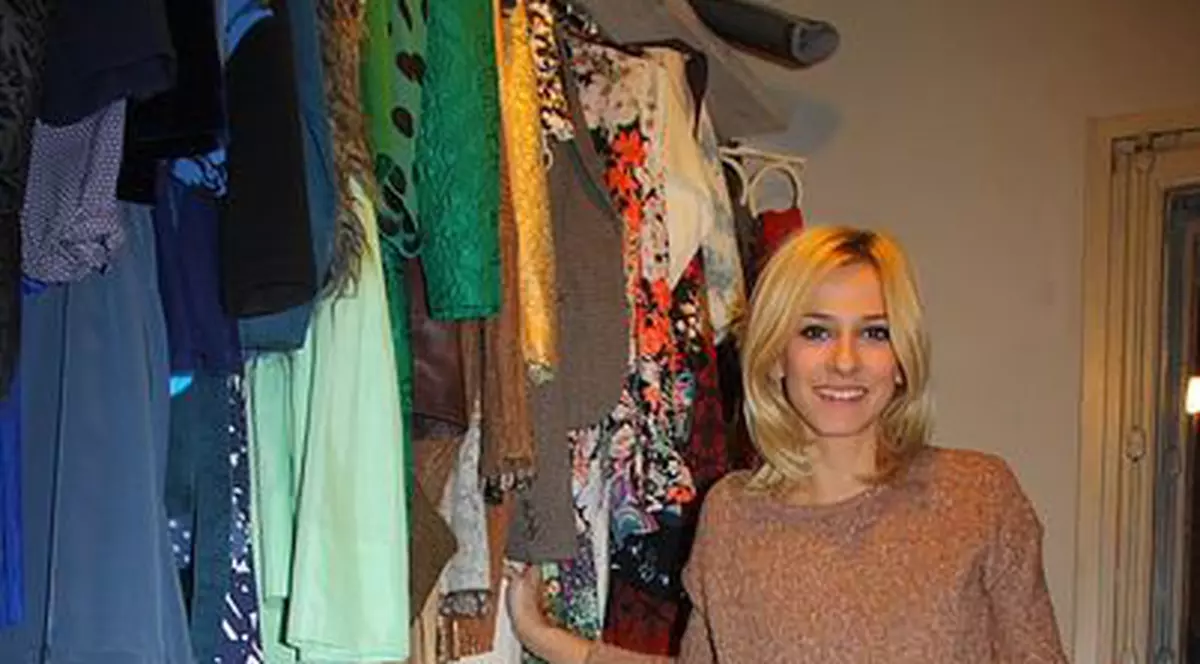 Ce dezastru e în dressing-ul Danei Rogoz! | FOTO