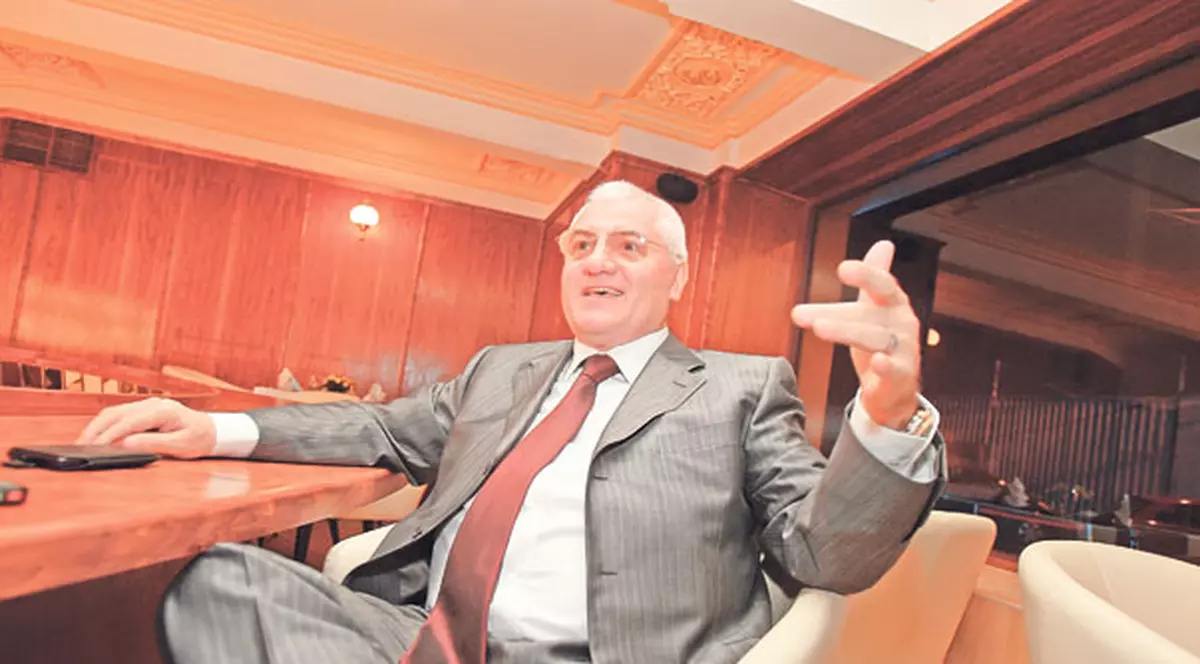 Exclusiv | Dumitru Dragomir ne-a dezvăluit de ce nu l-a tentat niciodată funcţia de şef al FRF: «Trebuie să vorbeşti 3-4 limbi străine!»