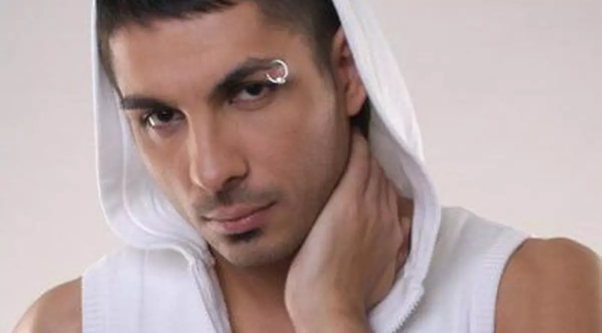 Marius Nedelcu: "Eram complexat când eram atât de slab şi mă lua vântul pe stradă"