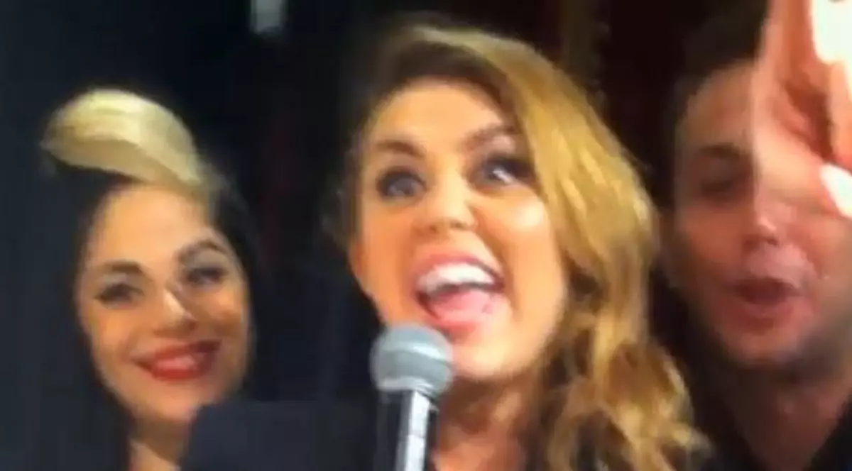 Ce mai exemplu dă Hannah Montana! Miley Cyrus recunoaște: ”Sunt o drogată!” VIDEO