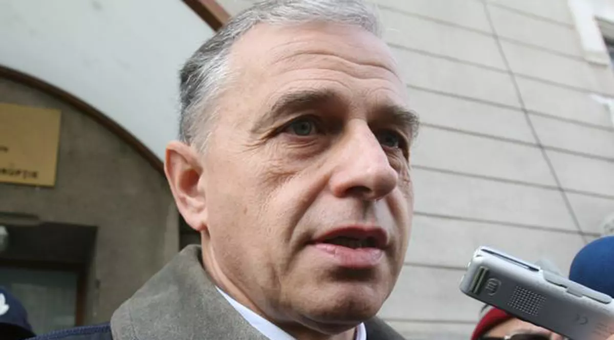 Bătălia pentru Senat | Mircea Geoană, despre revocarea lui din fruntea Senatului : "Este o decizie profund greşită"