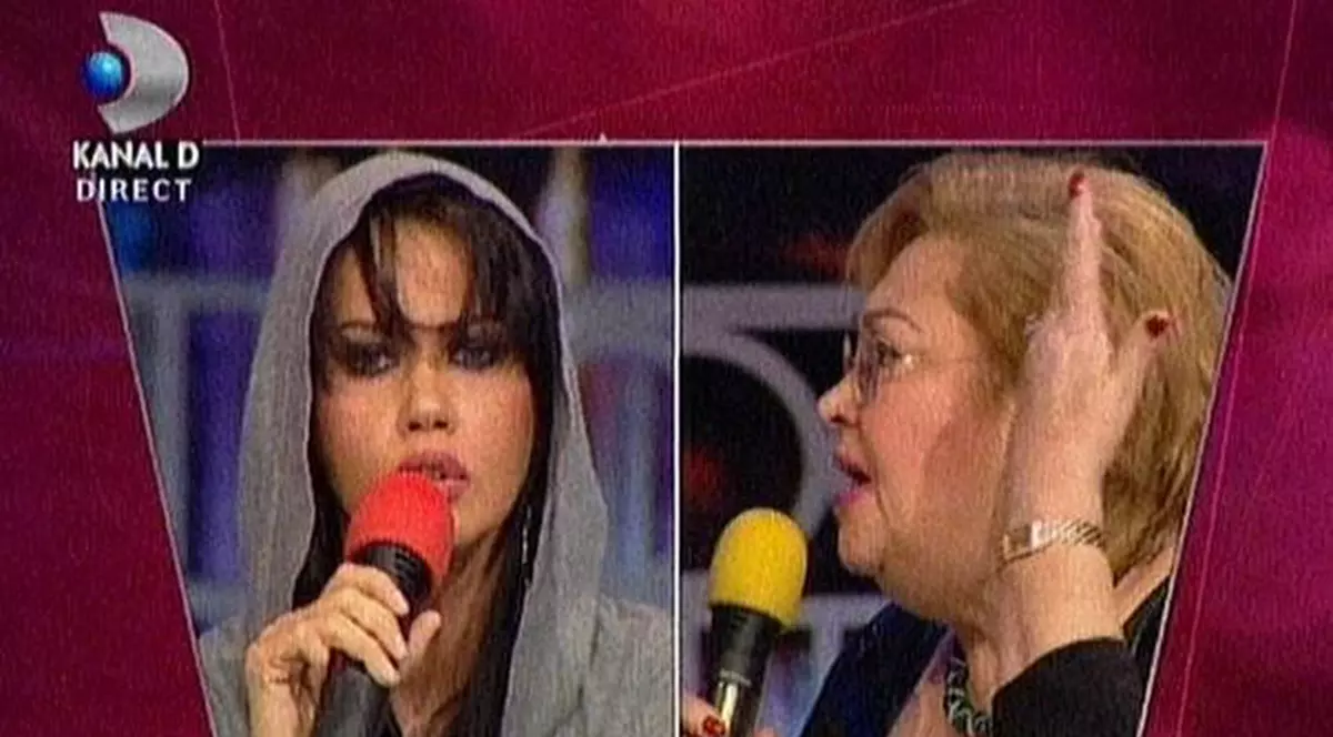 Oana Zăvoranu, în lacrimi. Vedeta și-a revăzut mama după 7 luni! | FOTO