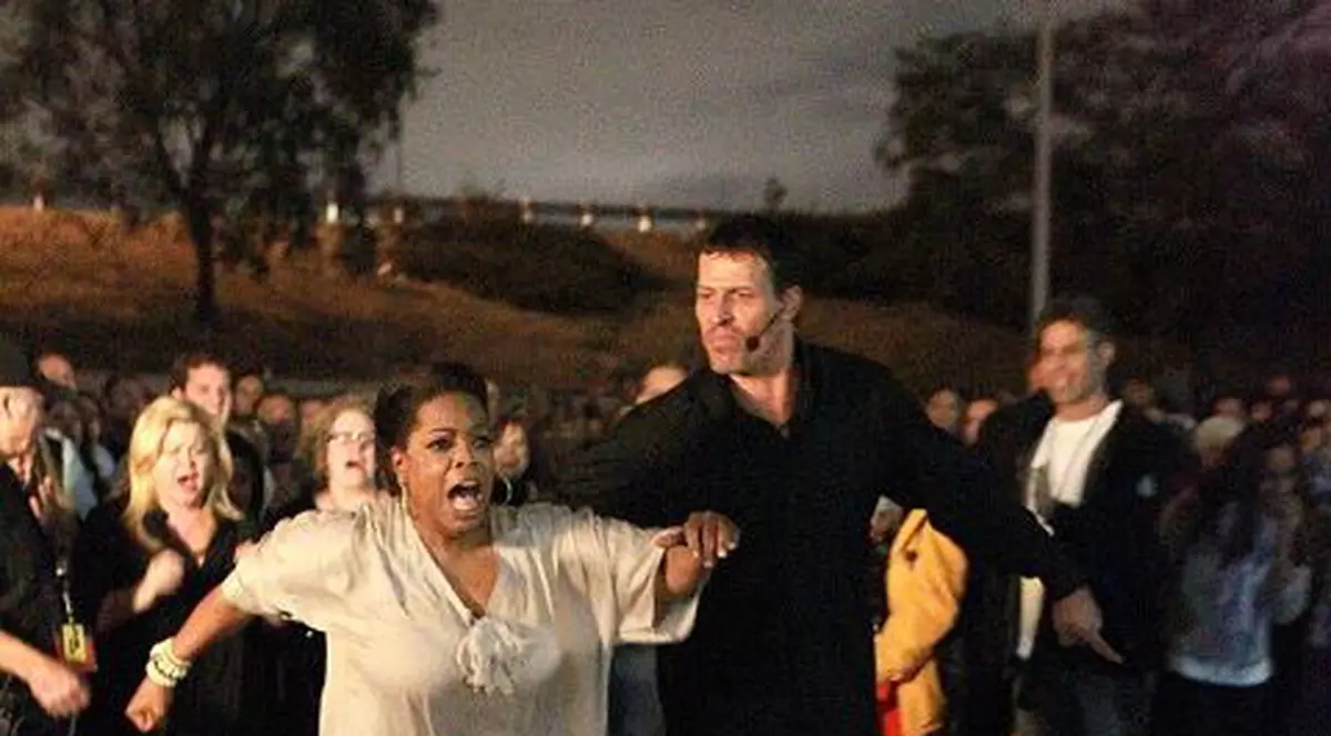 Oare ce a făcut să merite asta? Oprah a mers pe cărbuni încinşi