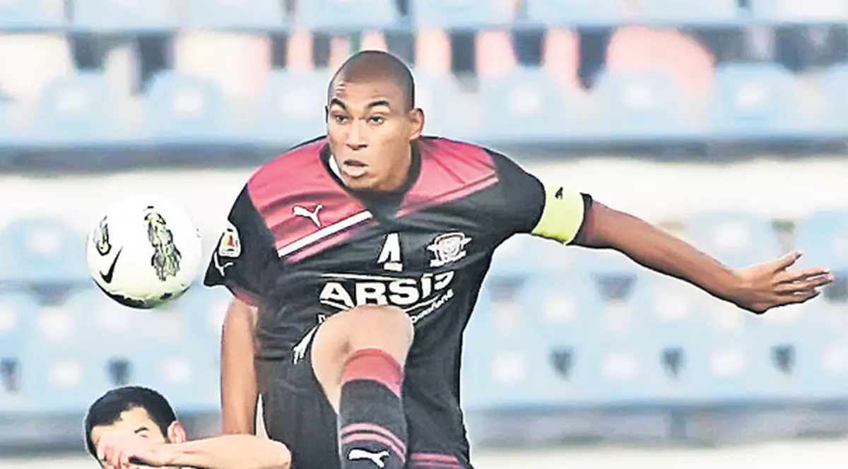 Rapidiștii au fost umiliți la Târgu Jiu şi pot pierde trena liderului Dinamo