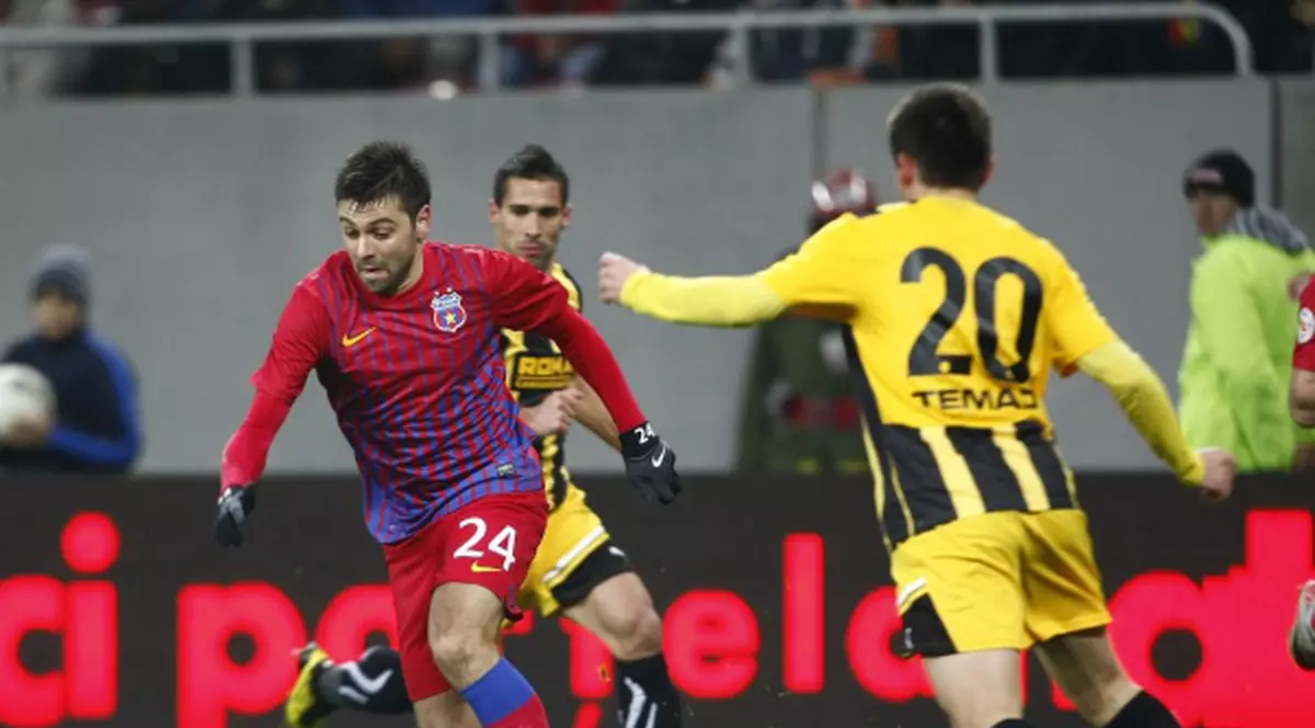 Steaua a învins Braşovul dintr-un penalty acordat eronat de asistentul Cristian Nica