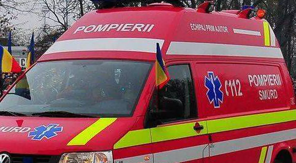 Şi-a dat foc în faţa blocului, de supărare