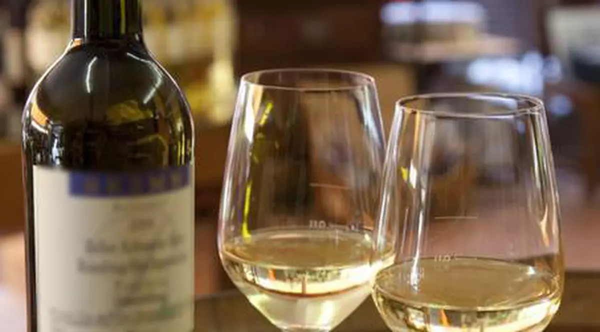 Fetiţă de doi ani din Botoşani, în comă alcoolică la spital