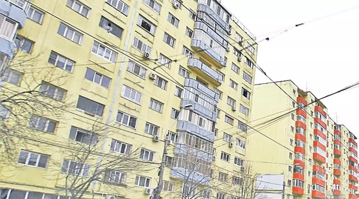 Bugetarii au șanse să fie scutiți la impozitele pe terenuri, pe maşini și pe case