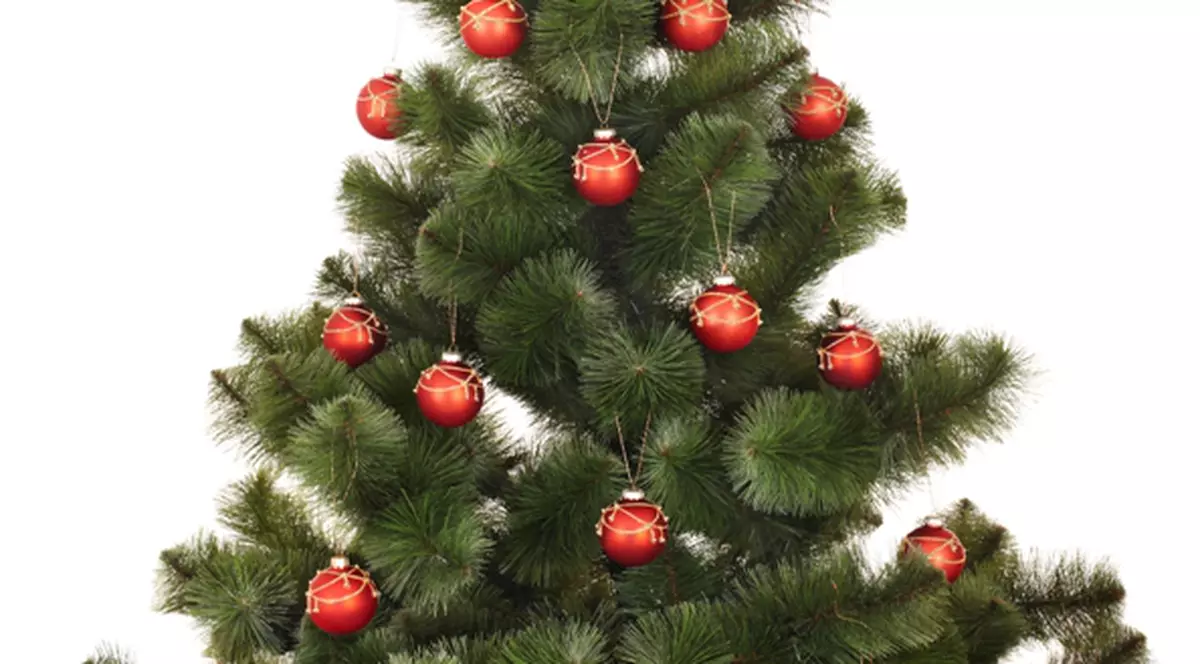 De ce trebuie să ții cont când alegi un brad artificial