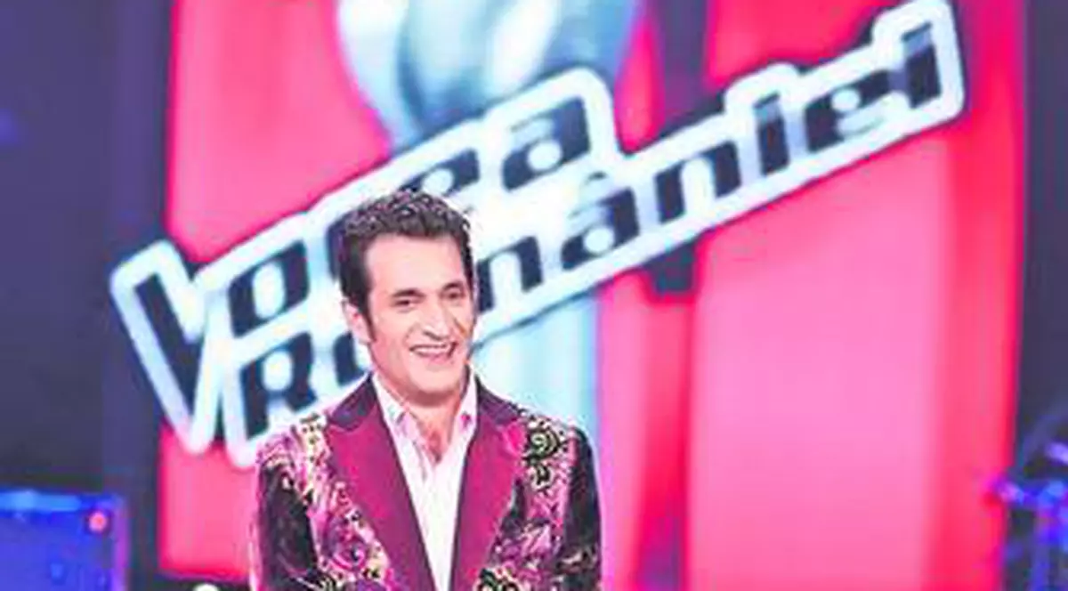 EL ŞTIE cine este VOCEA ROMÂNIEI! IATĂ pe cine pariază IULIAN CANAF