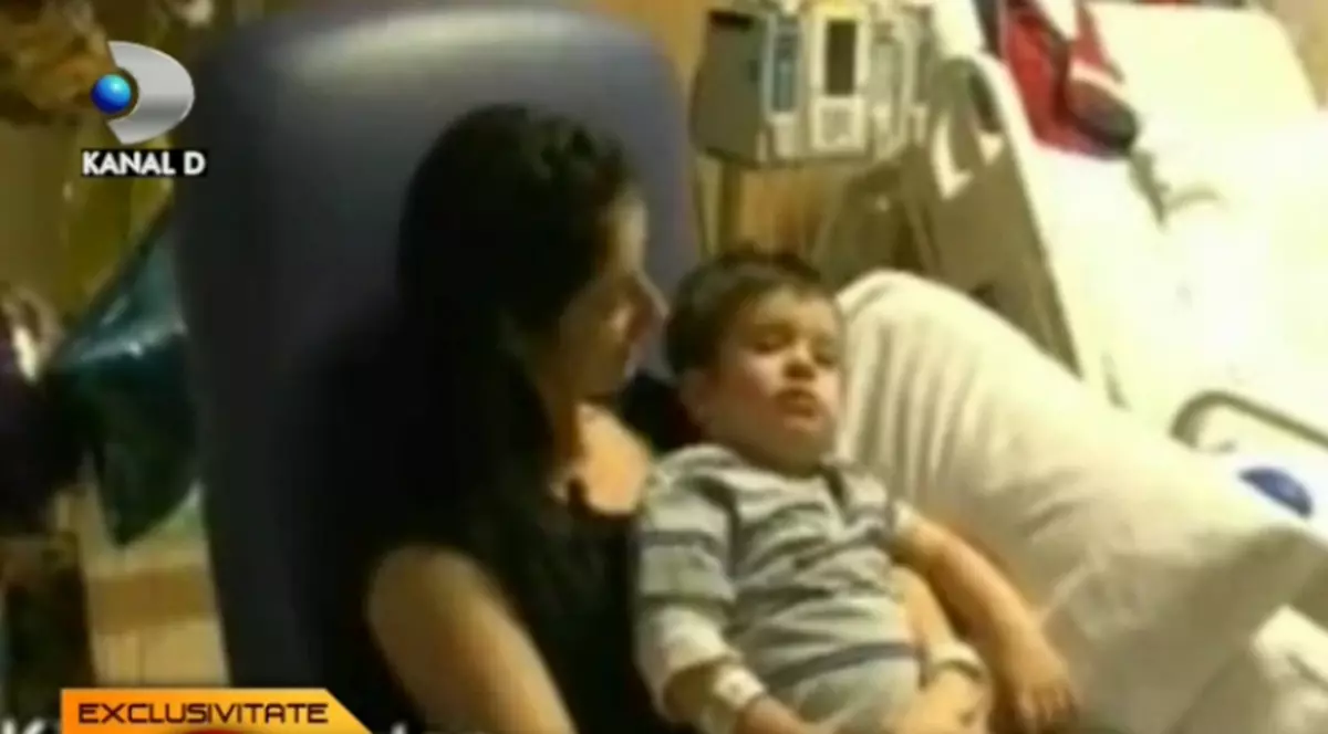 Mama copilului întors din morţi: "M-am rugat: Doamne, dă-mi copilul înapoi"