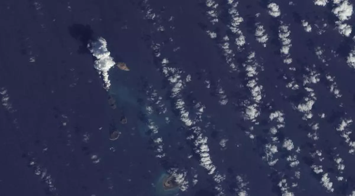 Senzaţional! Uite cum arată o erupţie vulcanică văzută din spaţiu