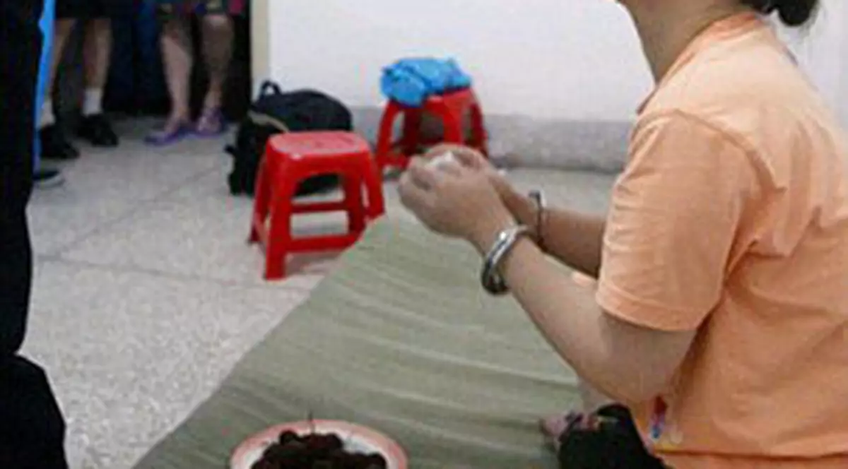 Imagini incredibile! Patru chinezoaice condamnate la moarte şi-au petrecut ultimele clipe din viaţă cu zâmbetul pe buze| FOTO