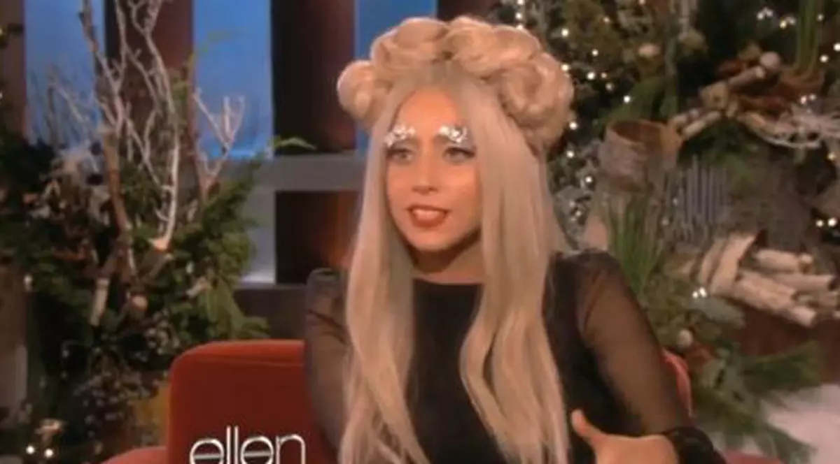 Lady Gaga vrea să joace într-un film de Woody Allen | VIDEO