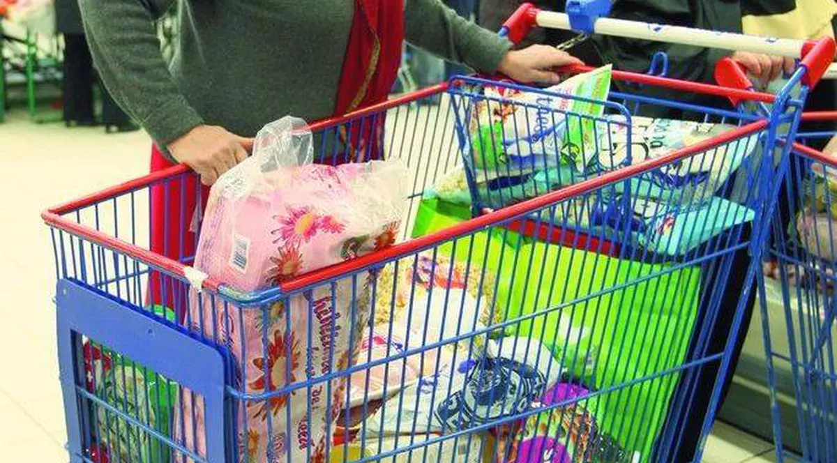 Program magazine Paște 2016. Ce magazine sunt deschise de 1 mai