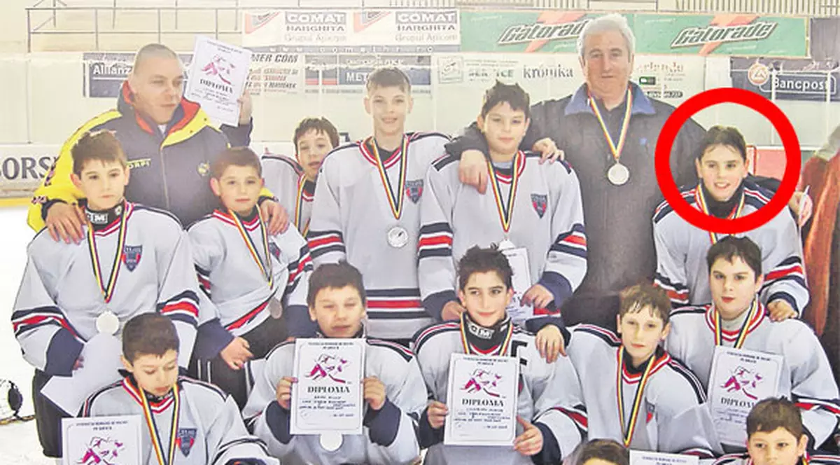 18 cluburi de hochei din România solicită alegeri pentru schimbarea conducerii FRHG, instituţie controlată de maghiari