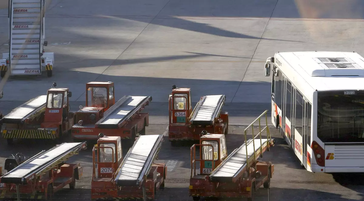 Atenţie români! Penrtru o zi, avionele Iberia nu se ridică de la sol 