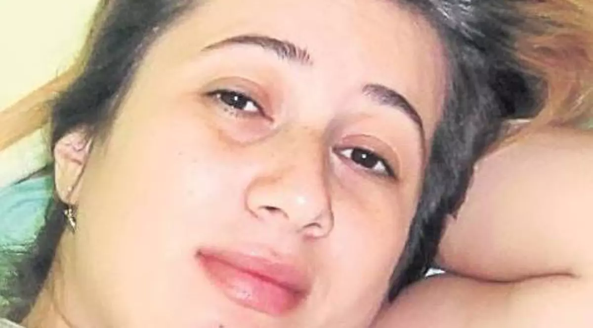 Una dintre mămicile care şi-a pierdut bebeluşul în incendiul de la Maternitatea Giuleşti, însărcinată din nou: "Mă rog ca bebe să stea cât mai mult în burtică"