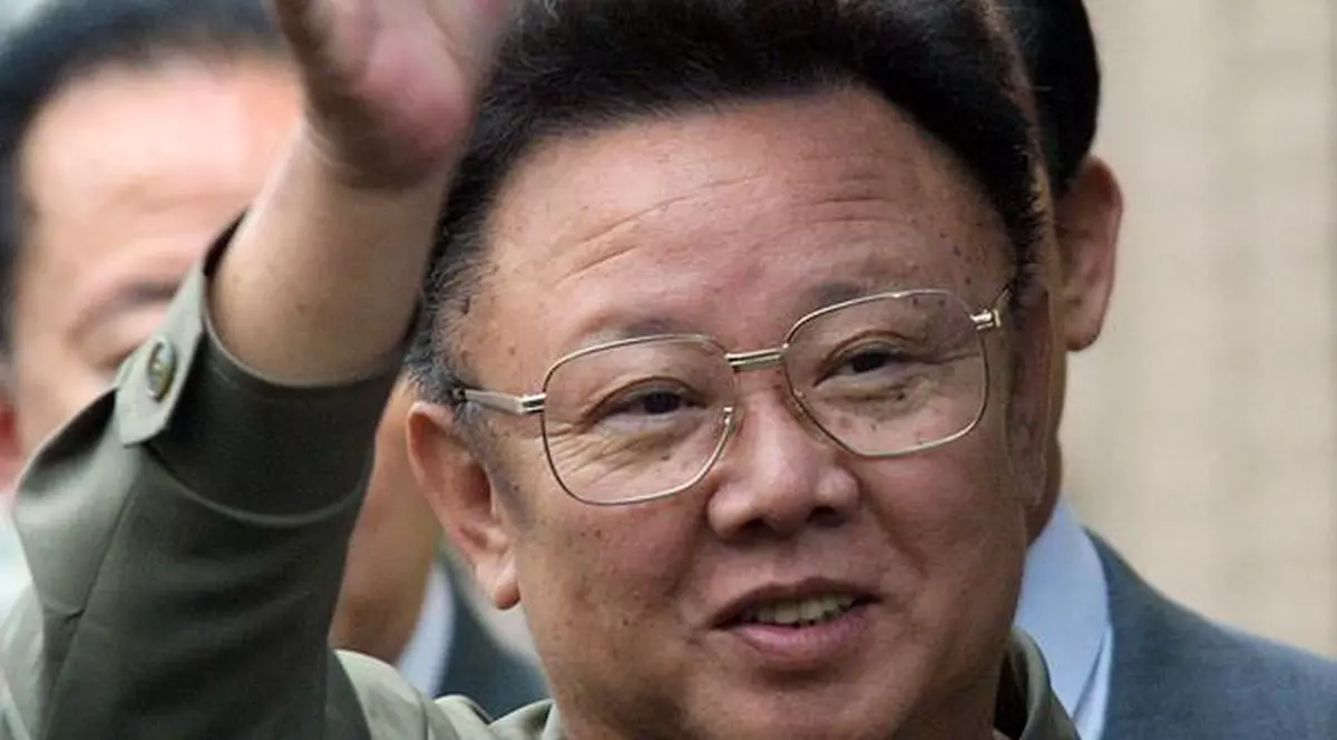 Kim Jong-il, bocit la televiziunea de stat! Uite cum a fost anunţată moartea sa  la televiziunea de stat nord-coreeană | VIDEO