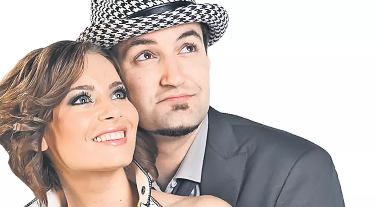 Laura Cosoi şi Smiley s-au mutat în casă nouă. Află cât i-a costat | EXCLUSIV